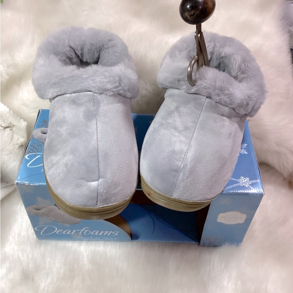 Dearfoam Women’s Slippers size 8